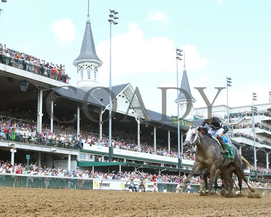 Seize The Gray - The Pat Day Mile G2 100Th Running 05-04-24 R08 Cd Under Rail 01 Churchill Downs