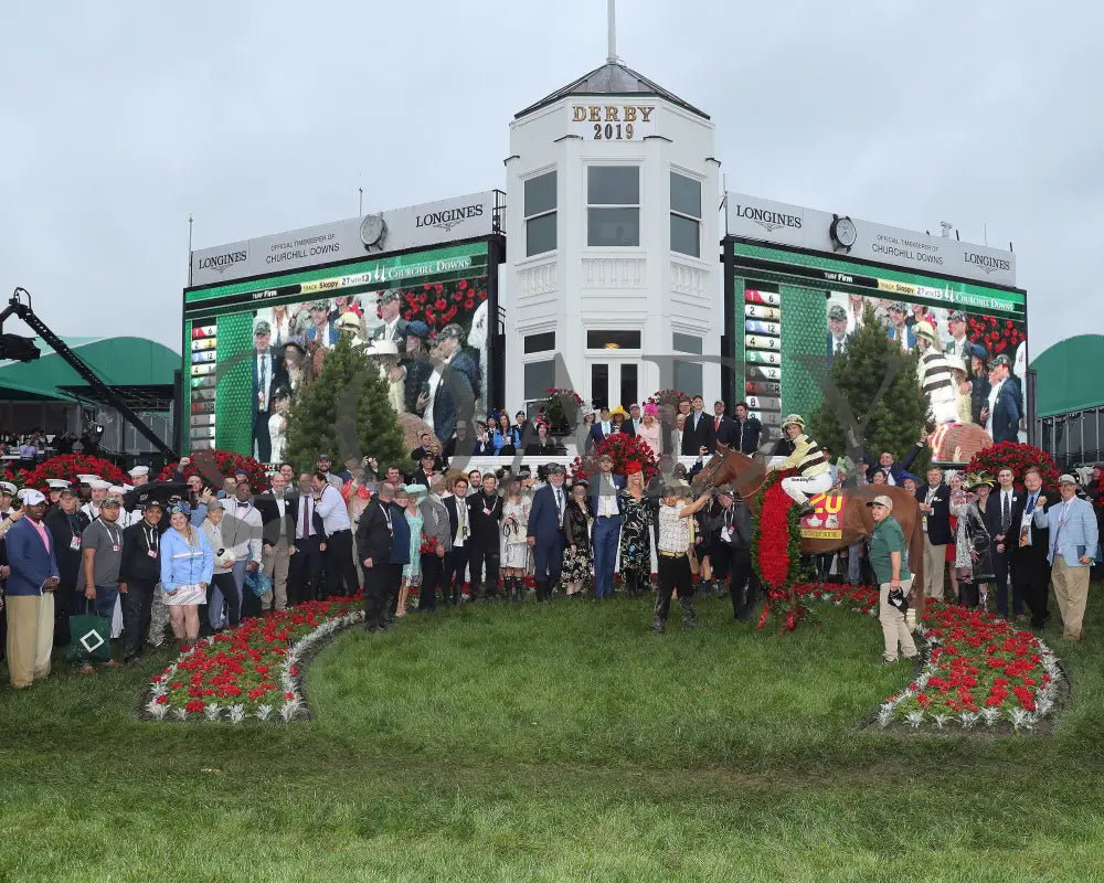 Country House - The Kentucky Derby 145Th Running 05-04-19 R12 Cd Winners Circle 02 Churchill Downs