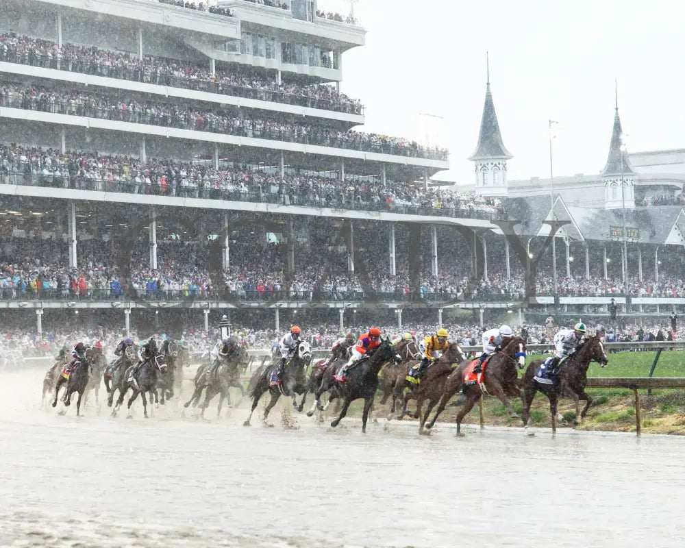 Justify - 050518 Race 12 Cd The Kentucky Derby G1 Aerial Head On First Pass 01 Churchill Downs