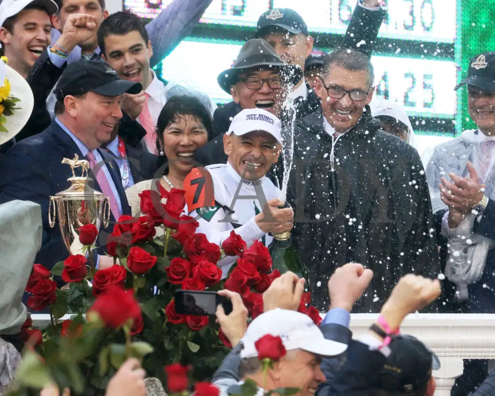 Justify - 050518 Race 12 Cd The Kentucky Derby G1 Trophy Group Photo 05 Churchill Downs