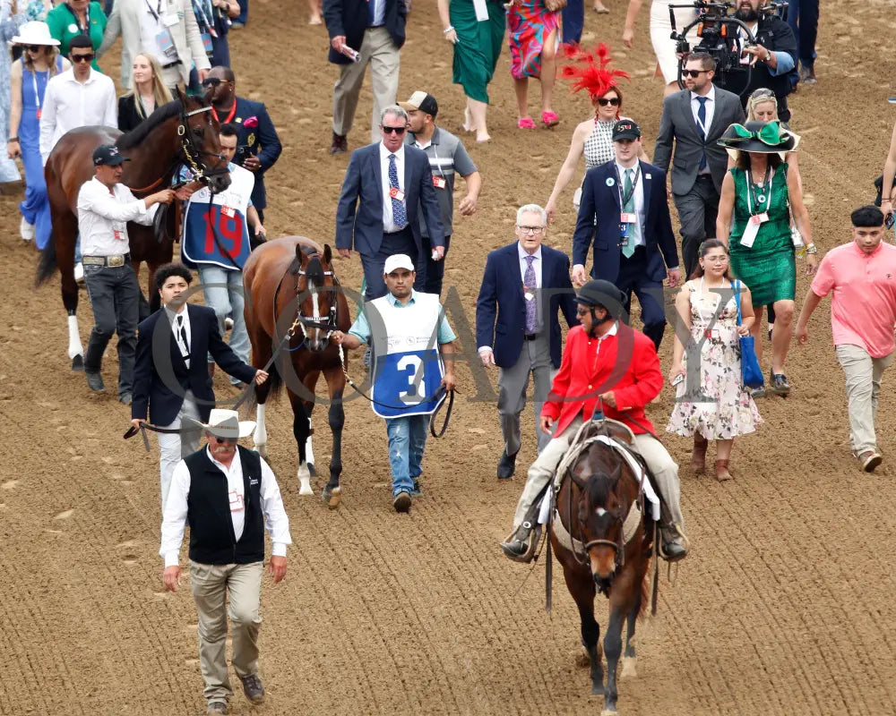 Mystik Dan - The Kentucky Derby G1 150Th Running 05-04-24 R12 Churchill Downs Walk Over 02 Kelly