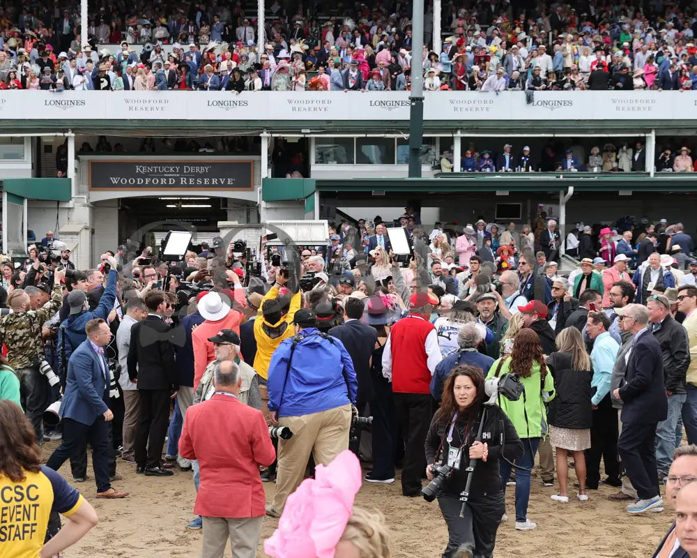 Rich Strike - The Kentucky Derby 148Th Running 05-07-22 R12 Cd Press Swarm 01 Churchill Downs