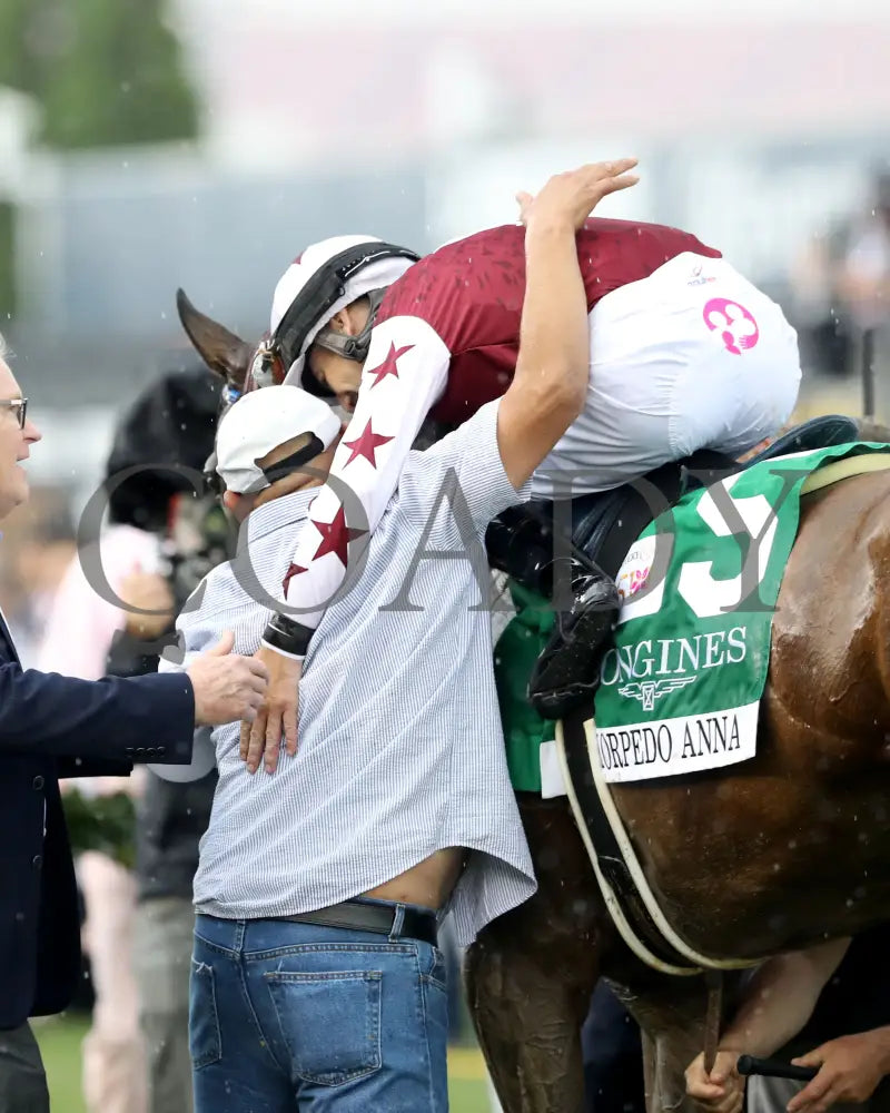 Thorpedo Anna - The Longines Kentucky Oaks G1 05-03-24 R11 Churchill Downs Celebration 01