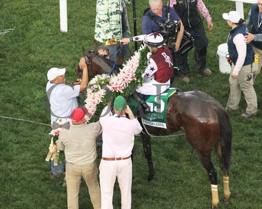 Thorpedo Anna - The Longines Kentucky Oaks G1 05-03-24 R11 Churchill Downs Garland 02