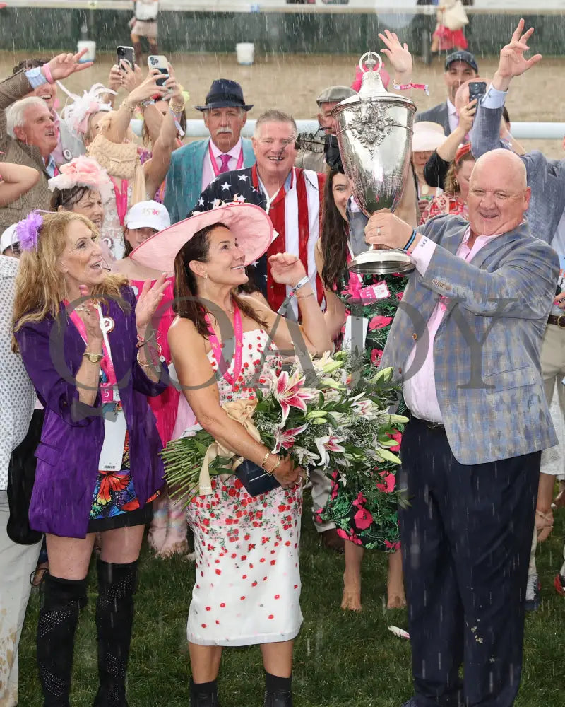 Thorpedo Anna - The Longines Kentucky Oaks G1 05-03-24 R11 Churchill Downs Mcpeek Trophy