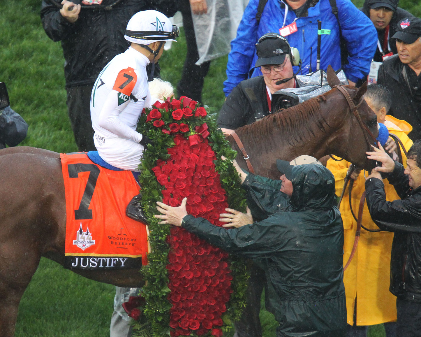 JUSTIFY - 050518 - Race 12 - CD The Kentucky Derby G1 - Rose Garland 01